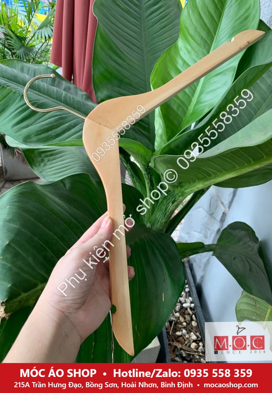 Móc áo gỗ vàng đầu tròn vàng kim - Móc Áo Shop